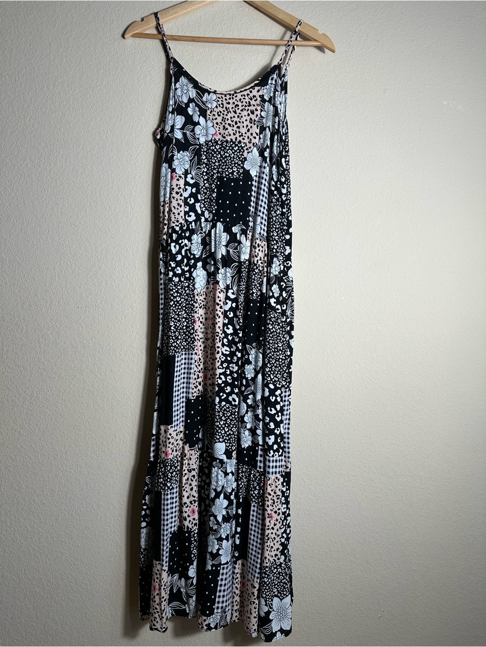 Kensie Black & White Patchwork Floral Spaghetti Strap Maxi Dress